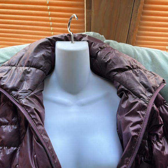 Thin Puffer Coat by Kenneth Cole - Picture 4 of 5